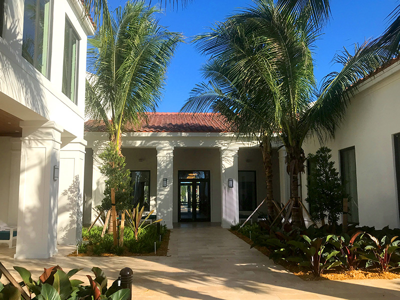 Mareas at Coral Reef Commons